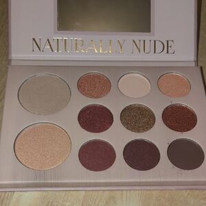 Naturally Nude Eyeshadow Palette - Warm Nude Shades